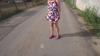 Amateur Woman Exposes Herself In Public, Revealing Her Big Natural Tits