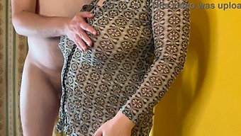 パイパンの豊満な妻が夫を裏切り、私に繁殖させてくれる - 横から